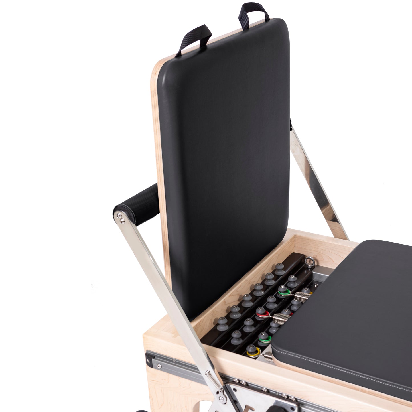 Quick-release footbar mechanism of the Elina Pilates Master Instructor™ Reformer