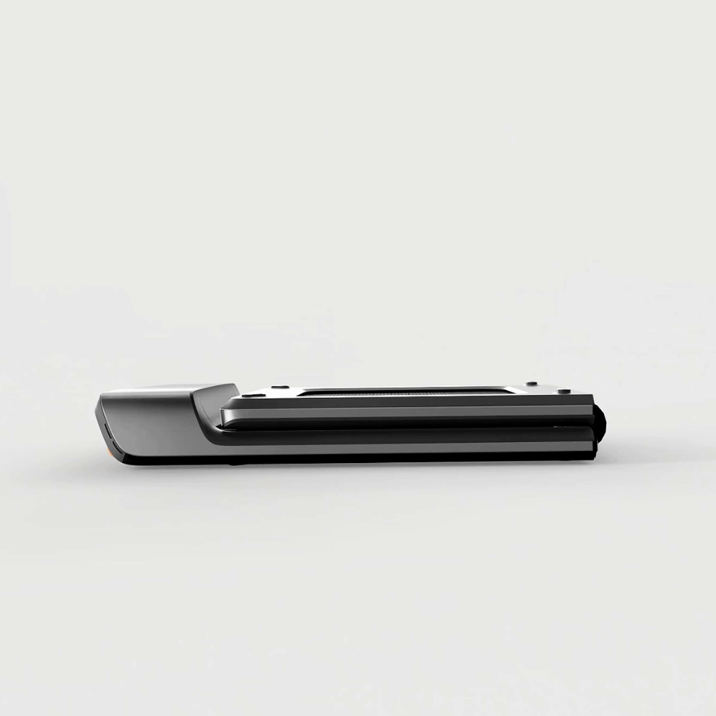 Folding technology of the WalkingPad P1 that allows space-saving storage.