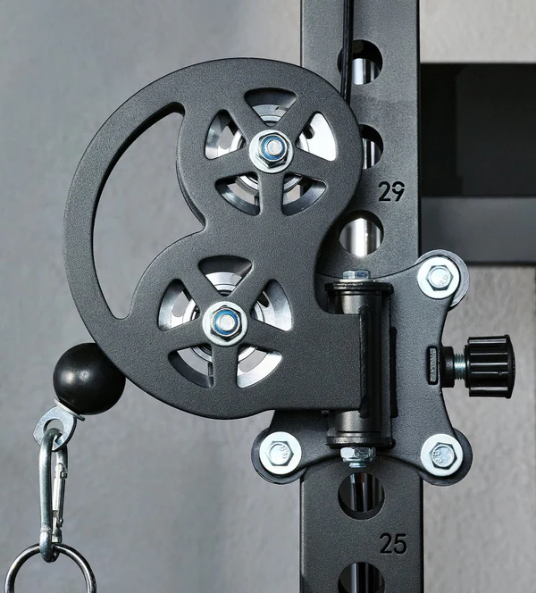 Lift with comfortable motion with the smooth pulley system on the Major Fitness F22 Pro All In One Home Gym Power Rack