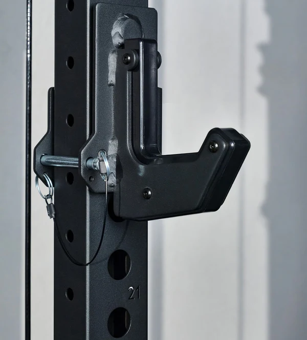 Lift with peace of mind with the commercial strength Major Fitness F22 Pro All In One Home Gym Power Rack