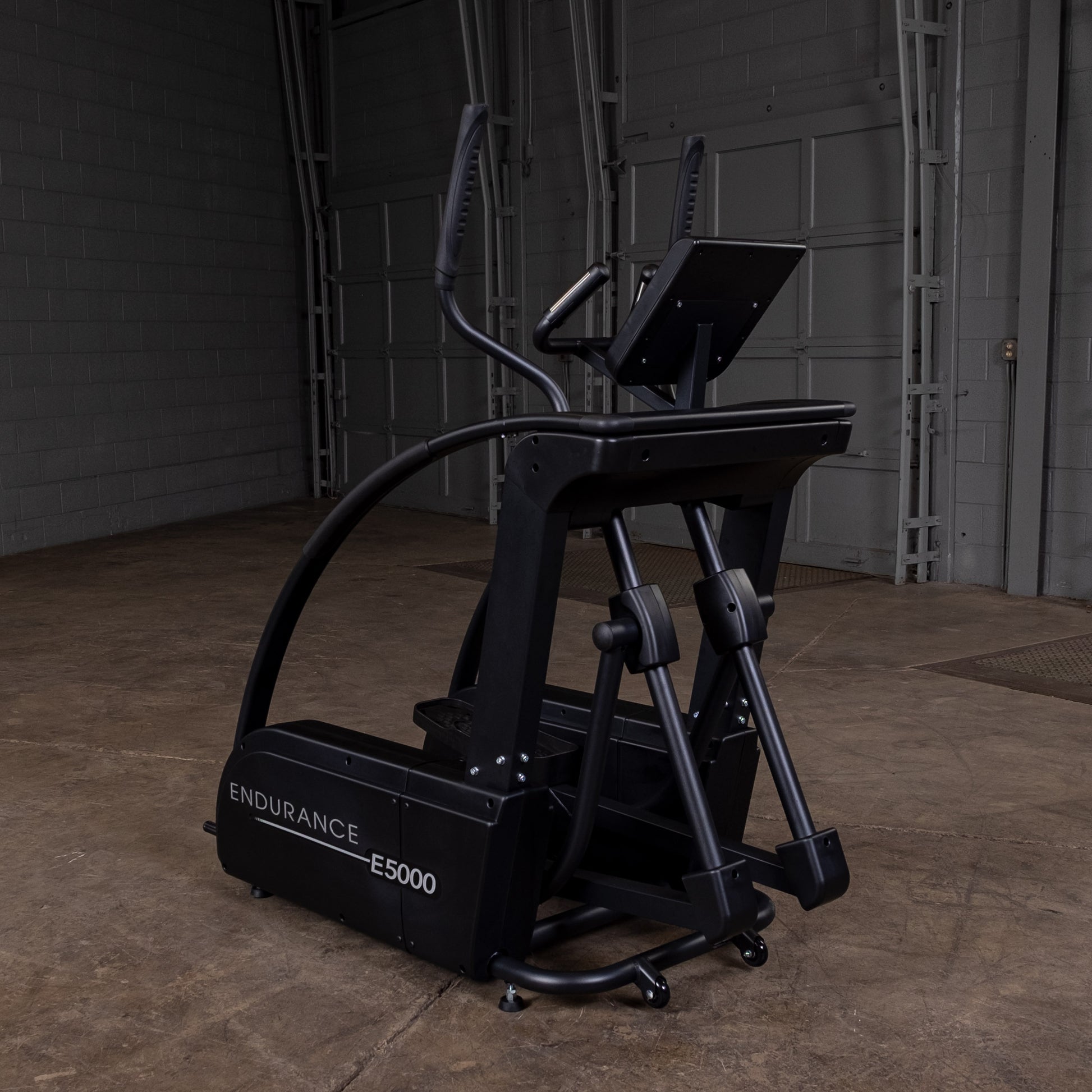 Endurance by Body-Solid E5000 elliptical trainer front view showing center drive and compact footprint