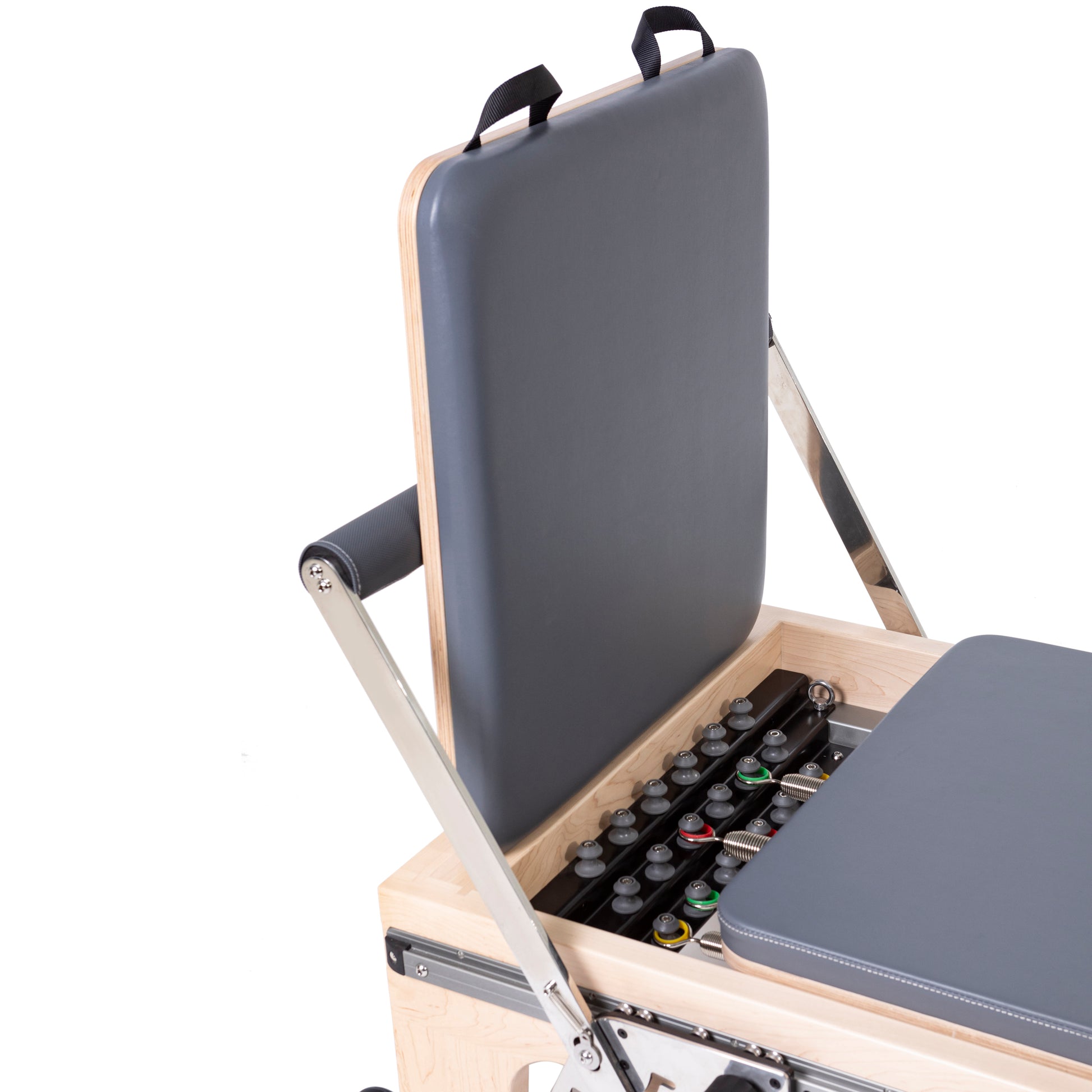 Quick-release footbar mechanism of the Elina Pilates Master Instructor™ Reformer